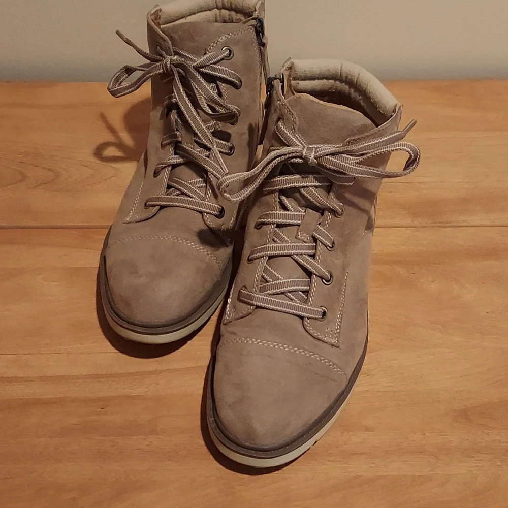 Womens Dr. Scholl's Tan Lace-Up Boots - Picture 2 of 6